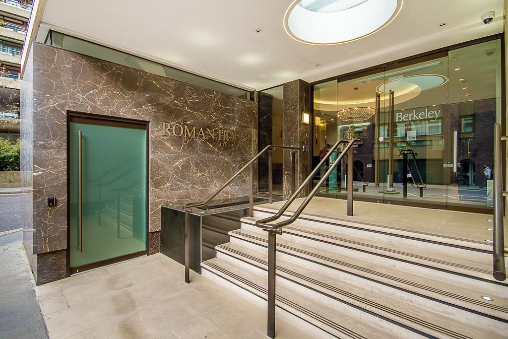 Roman House Apartahotel